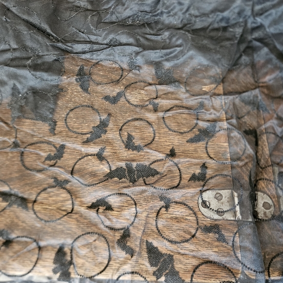 Spiderweb & Bat Fabric 🕸🦇 - Picture 8 of 9